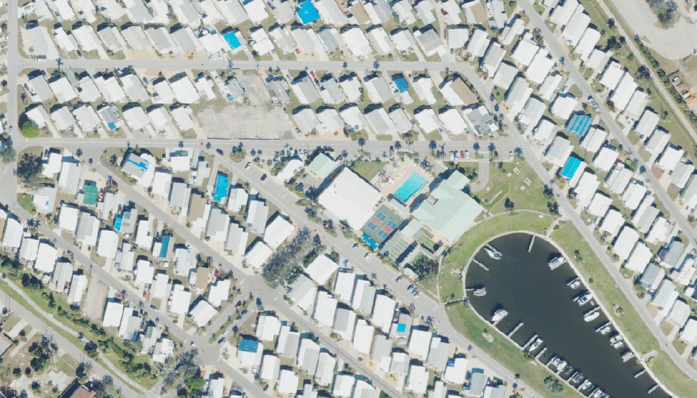 Aerial photograph of the clubhouse and amenities at Country Club Estates