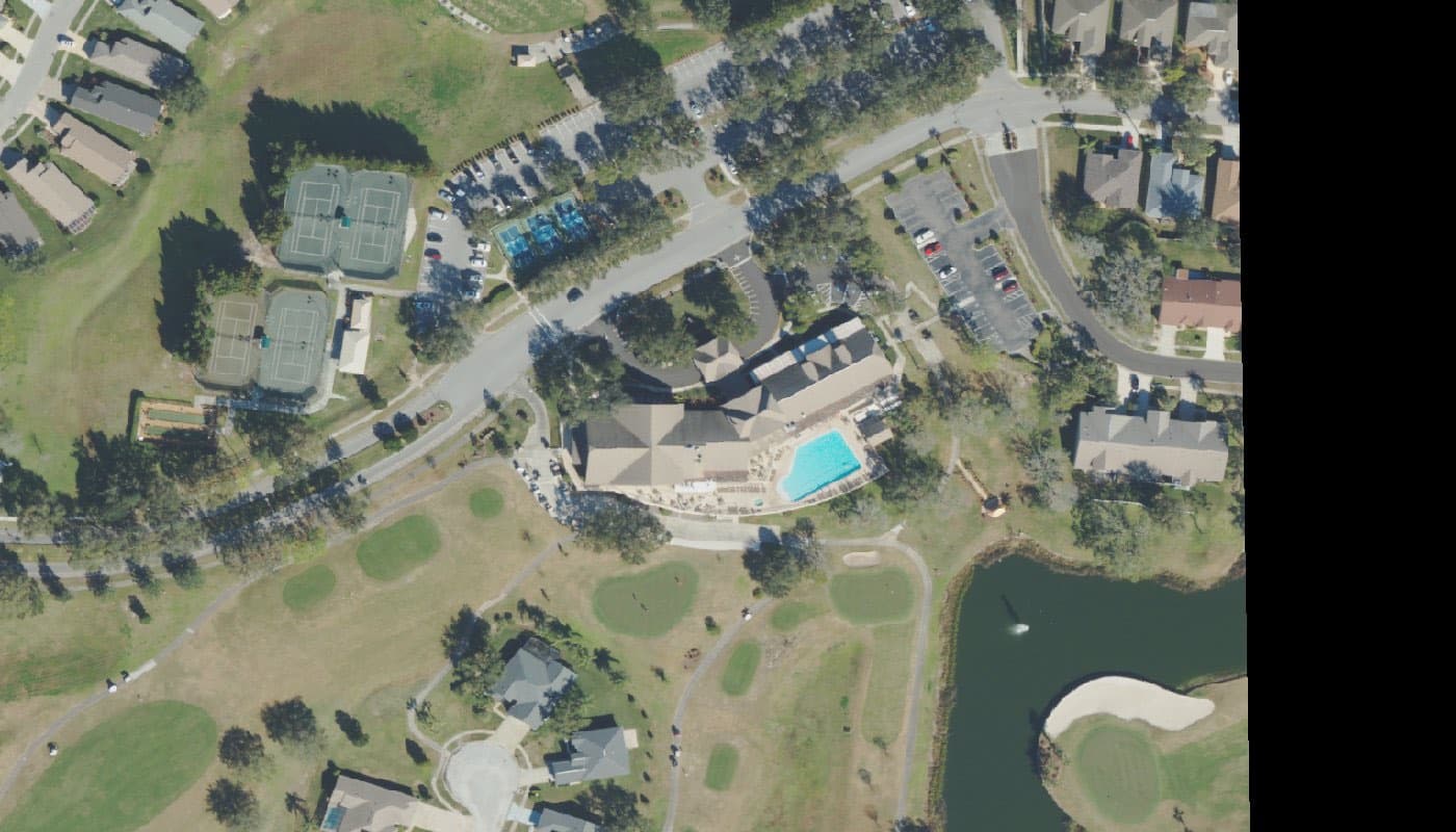 Aerial photograph of the clubhouse and amenities at Heritage Pines