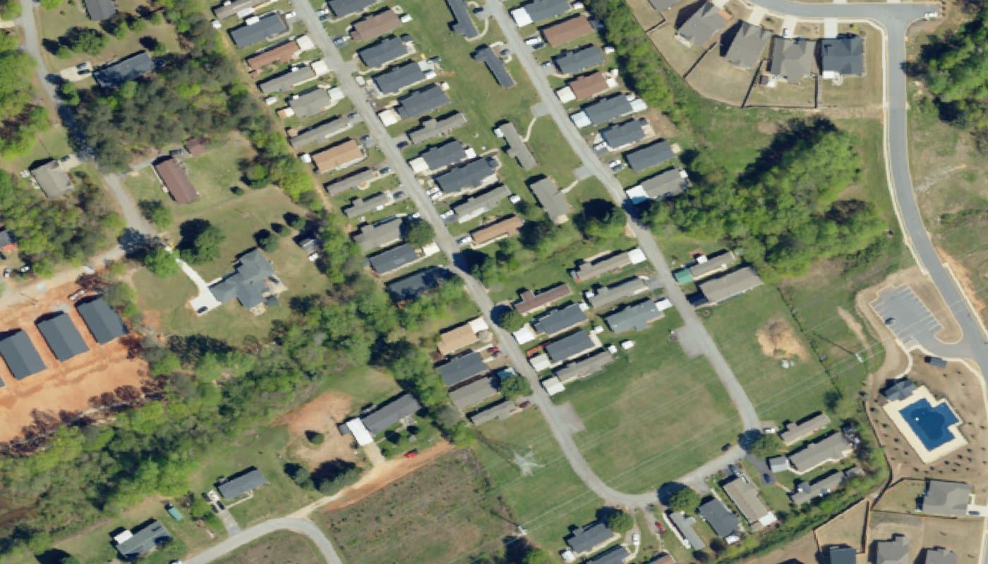 Aerial photograph of the clubhouse and amenities at Pebble Springs