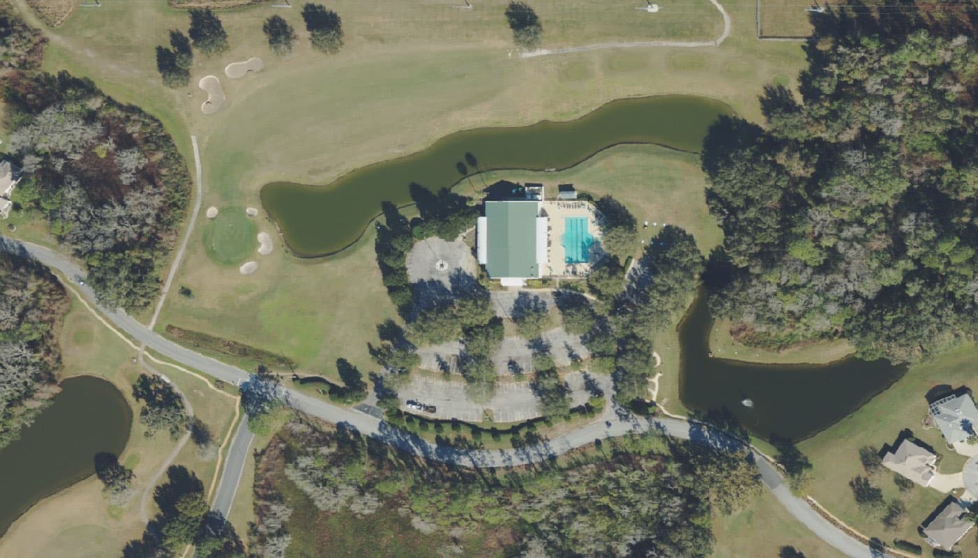 Aerial photograph of the clubhouse and amenities at Pennbrooke Fairways
