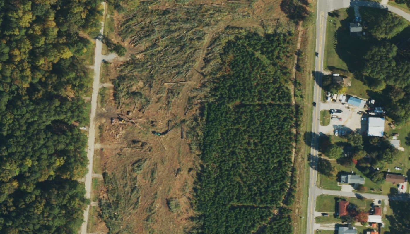Aerial photograph of the clubhouse and amenities at Regency at Auburn Station
