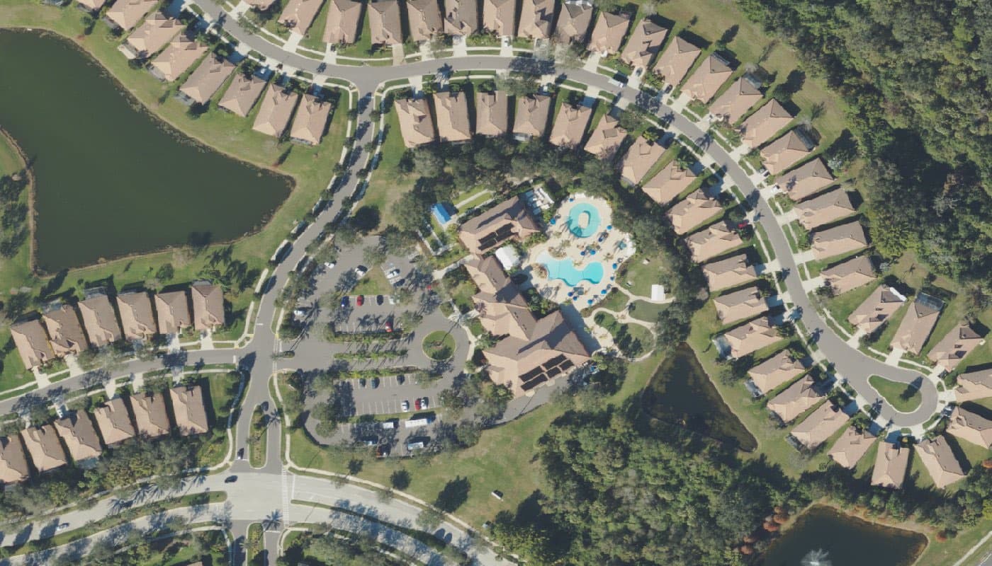 Aerial photograph of the clubhouse and amenities at Southshore Falls