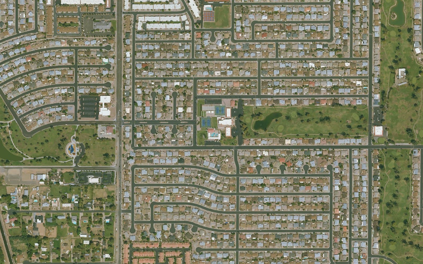 Aerial photograph of Sunland Village and the surrounding area